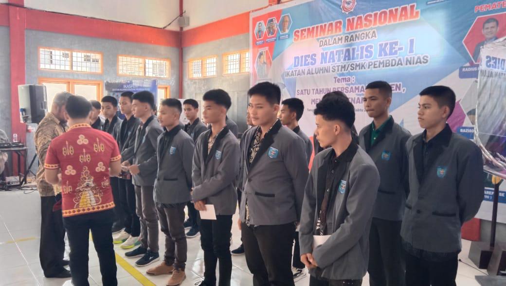 PT. AINE PASIFIK INTERNATIONAL Salurkan Beasiswa untuk 20 Siswa Berprestasi SMK Swasta Pembda Nias pada HUT IKASPEN 2025
